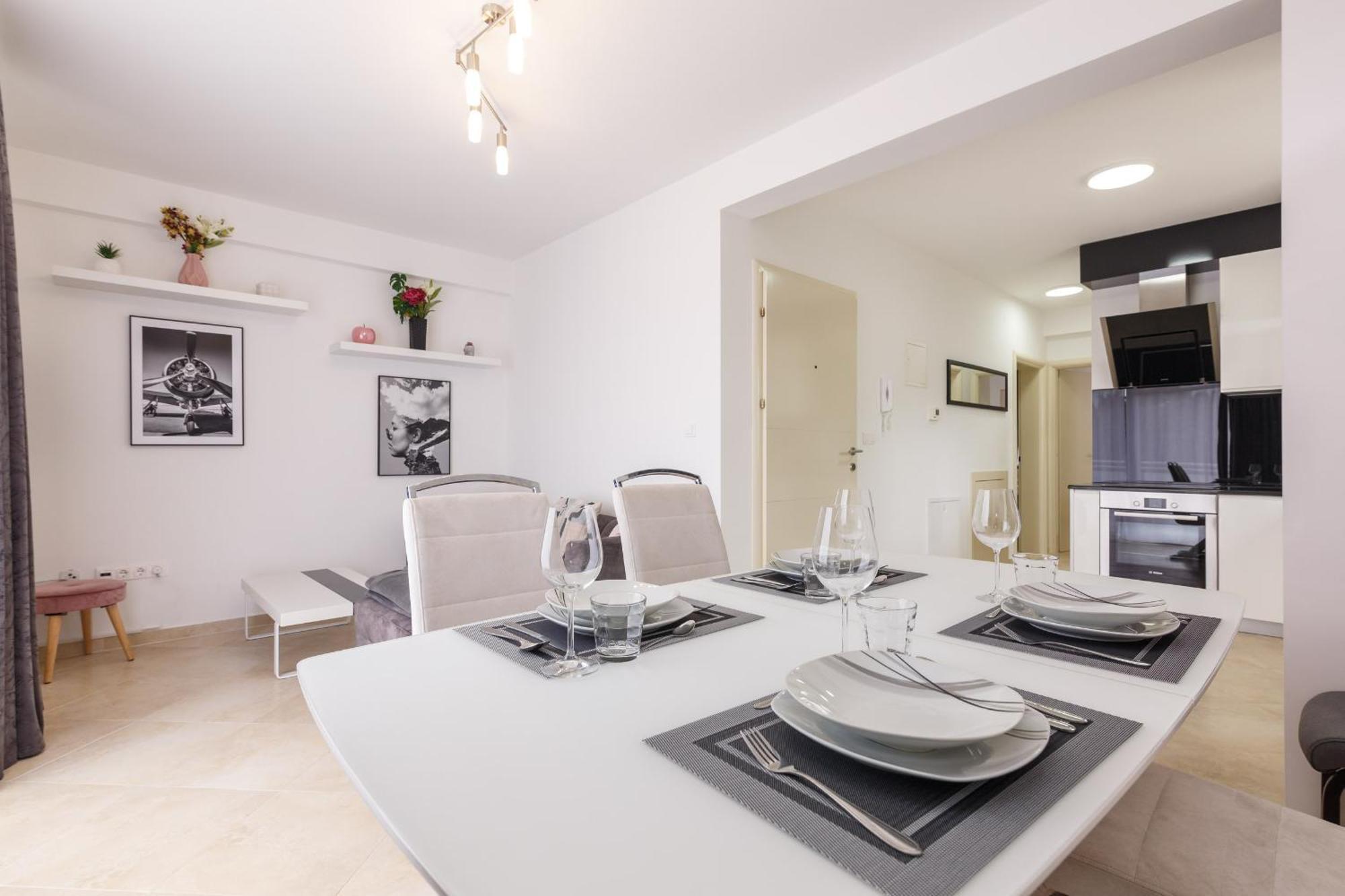 Apartmani Simi - The Wave Crikvenica Exterior foto